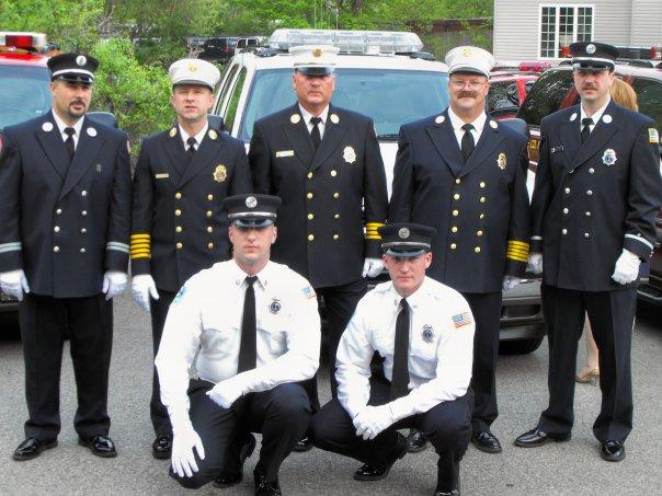 2009 Firematic Officers
Captain Jorge Rodrigues, 2 Asst Chief Greg Santone, 1 Asst Chief Michael Horan,   Chief Joe Rod,              1 Lieut George Racz,
2 Lieut Andrew Parkis, 3 Lieut Marc Kavy